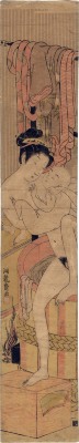Woman with baby climbing out of bathtub (子供を抱いて風呂から上がる女)